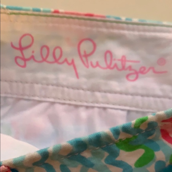Lilly Pulitzer Lobster shorts size 0 - Picture 3 of 3